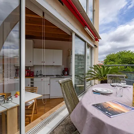 Hunier By Interhome Daire *